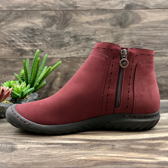 NEW JBU by Jambu Juno Ankle Bootie Boots Red 9M 40 - Picture 6 of 12